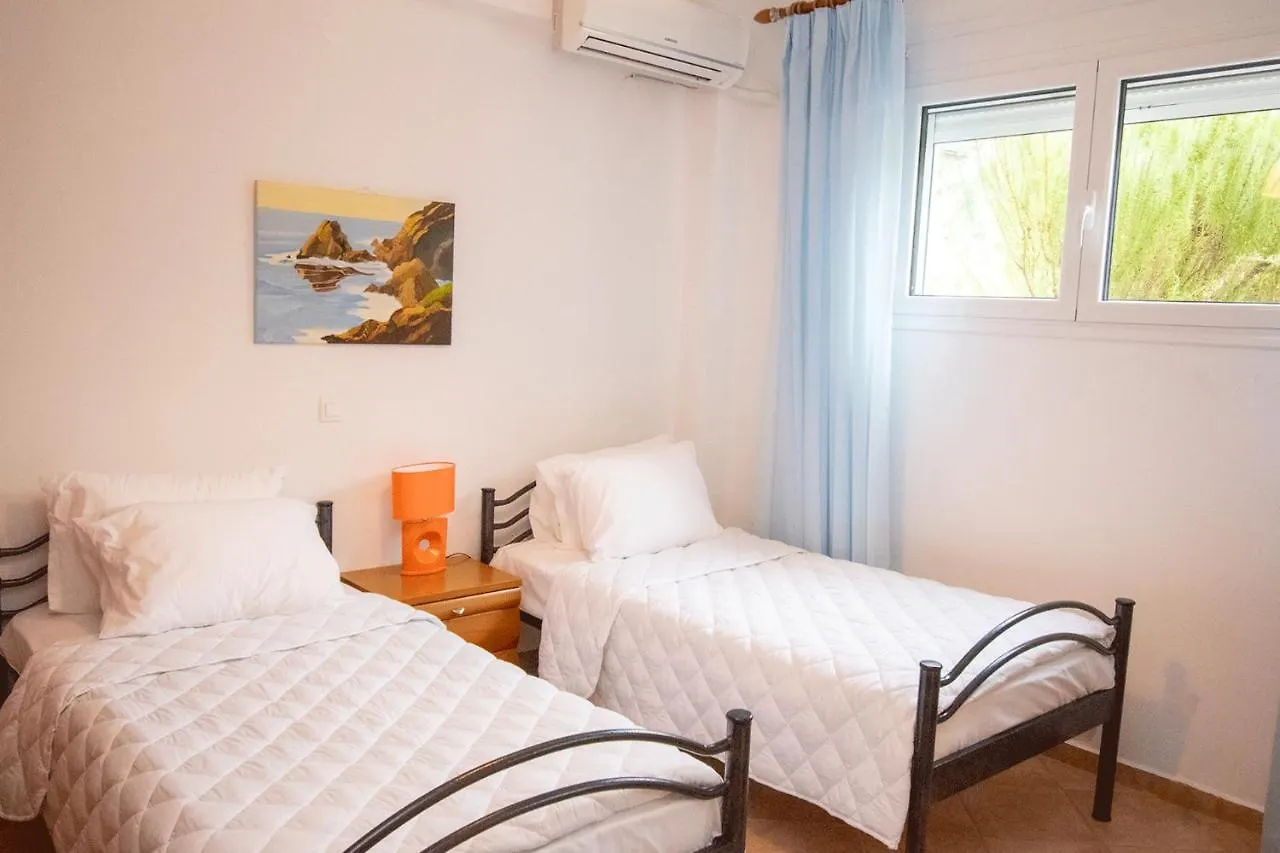 Apartment Forty Roses Vourvourou